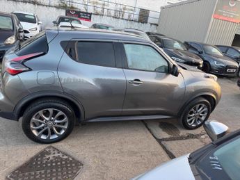 Nissan Juke 1.6 Tekna XTRON Euro 6 5dr