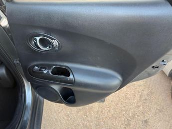 Nissan Juke 1.6 Tekna XTRON Euro 6 5dr