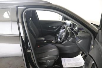 Peugeot 2008 1.2 PureTech Allure Premium + Euro 6 (s/s) 5dr