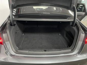 Audi A6 Saloon 2.0 TDI Black Edition S Tronic quattro Euro 6 (s/s) 4dr