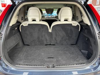 Volvo XC90 2.0h T8 Twin Engine Recharge 11.6kWh Inscription Auto 4WD Euro 6