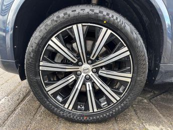 Volvo XC90 2.0h T8 Twin Engine Recharge 11.6kWh Inscription Auto 4WD Euro 6