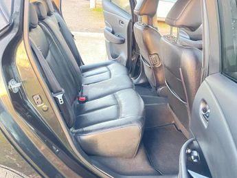 Nissan Leaf 24kWh Tekna Auto 5dr