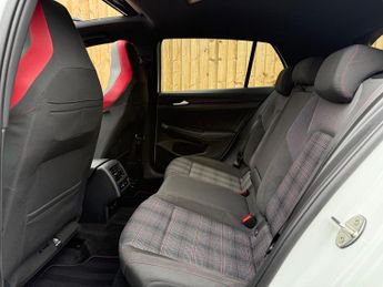 Volkswagen Golf 2.0 TSI GTI DSG Euro 6 (s/s) 5dr