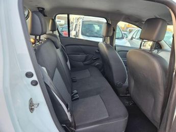 Dacia Sandero 1.2 Ambiance Euro 5 5dr