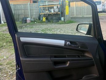 Vauxhall Zafira 1.8 16V Design Easytronic Euro 4 5dr