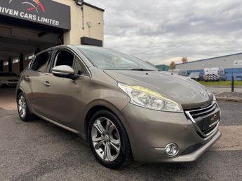 Peugeot 208 1.6 e-HDi Allure Euro 5 (s/s) 5dr