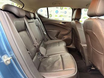 Vauxhall Astra 1.6 CDTi BlueInjection Elite Nav Auto Euro 6 5dr