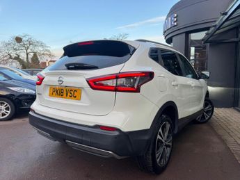 Nissan Qashqai 1.2 DIG-T Tekna XTRON Euro 6 (s/s) 5dr