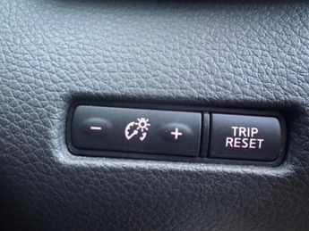 Nissan Qashqai 1.2 DIG-T Tekna XTRON Euro 6 (s/s) 5dr