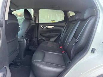 Nissan Qashqai 1.2 DIG-T Tekna XTRON Euro 6 (s/s) 5dr