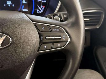 Hyundai Santa Fe 2.2 CRDi Premium Auto 4WD Euro 6 (s/s) 5dr 7 Seat