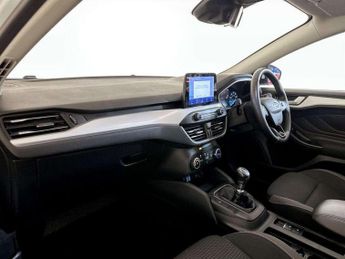 Ford Focus 1.0T EcoBoost Zetec Euro 6 (s/s) 5dr