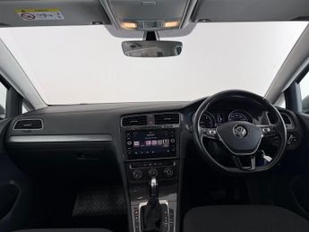 Volkswagen Golf 1.6 TDI BlueMotion Tech SE Nav DSG Euro 6 (s/s) 5dr