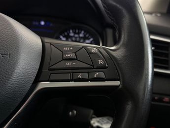 Nissan Qashqai 1.3 DIG-T Acenta Premium DCT Auto Euro 6 (s/s) 5dr