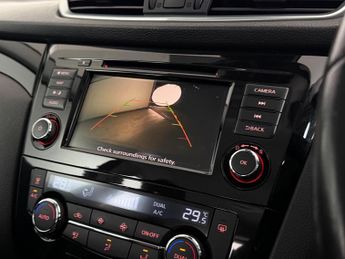 Nissan Qashqai 1.3 DIG-T Acenta Premium DCT Auto Euro 6 (s/s) 5dr