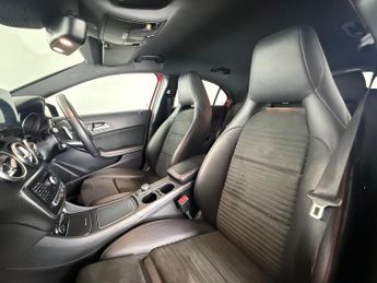 Mercedes-Benz A Class 1.6 A200 AMG Line (Premium) 7G-DCT Euro 6 (s/s) 5dr