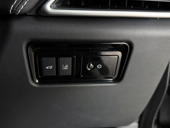 Jaguar F-PACE 2.0 P250i R-Sport Auto AWD Euro 6 (s/s) 5dr