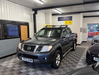Nissan Navara 2.5 dCi Tekna 4WD Euro 5 4dr
