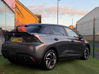 MG MG4 51kWh SE Auto 5dr