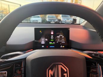 MG MG4 51kWh SE Auto 5dr