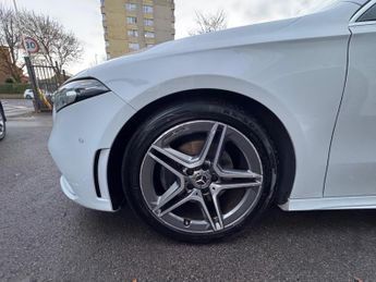 Mercedes-Benz A Class 1.5 A180d AMG Line (Premium) 7G-DCT Euro 6 (s/s) 5dr