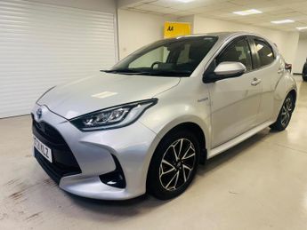 Toyota Yaris 1.5 VVT-h Design E-CVT Euro 6 (s/s) 5dr