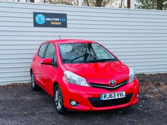 Toyota Yaris 1.33 Dual VVT-i Icon Plus Euro 5 5dr