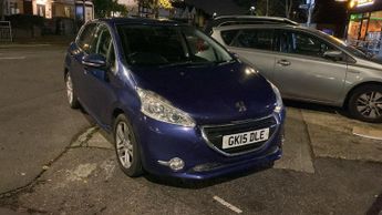 Peugeot 208 1.2 VTi PureTech Allure Euro 6 5dr