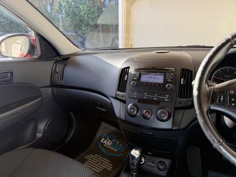 Hyundai i30 1.6 CRDi Comfort Auto Euro 4 5dr