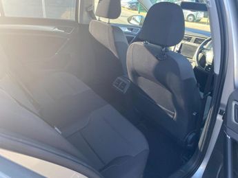 Volkswagen Golf 1.2 TSI BlueMotion Tech S Hatchback 5dr Petrol DSG Euro 5 (s/s) 