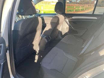 Volkswagen Golf 1.2 TSI BlueMotion Tech S Hatchback 5dr Petrol DSG Euro 5 (s/s) 