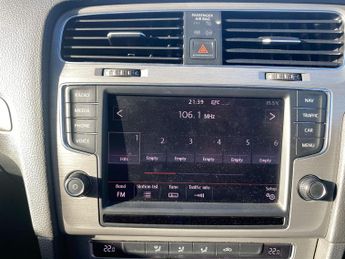 Volkswagen Golf 1.2 TSI BlueMotion Tech S Hatchback 5dr Petrol DSG Euro 5 (s/s) 