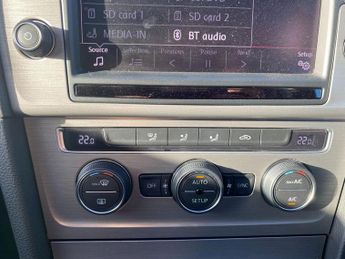 Volkswagen Golf 1.2 TSI BlueMotion Tech S Hatchback 5dr Petrol DSG Euro 5 (s/s) 