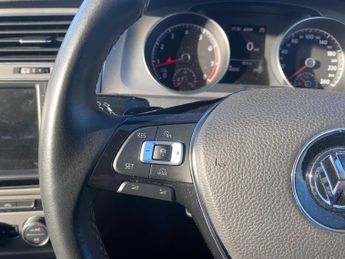 Volkswagen Golf 1.2 TSI BlueMotion Tech S Hatchback 5dr Petrol DSG Euro 5 (s/s) 