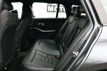 BMW 3 Series 2.0 330e 12kWh M Sport Touring Auto Euro 6 (s/s) 5dr