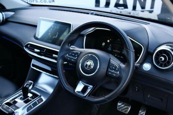 MG MG HS 1.5 T-GDI 16.6kWh Exclusive SUV 5dr Petrol Plug-in Hybrid Auto E