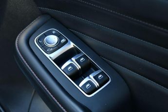 MG MG HS 1.5 T-GDI 16.6kWh Exclusive SUV 5dr Petrol Plug-in Hybrid Auto E