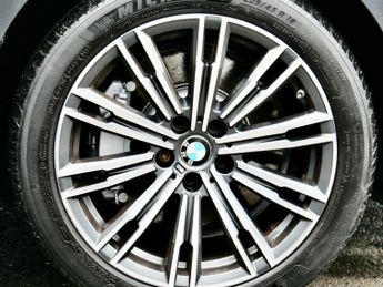 BMW 3 Series 2.0 330e 12kWh M Sport Touring Auto Euro 6 (s/s) 5dr