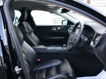 Volvo S60 2.0 B5 MHEV R-Design Saloon 4dr Petrol Hybrid Auto Euro 6 (s/s) 