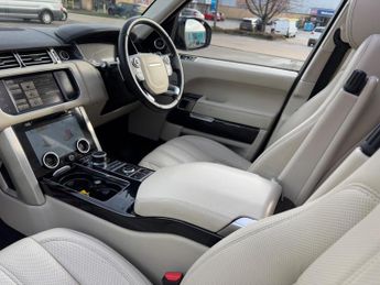 Land Rover Range Rover 4.4 SD V8 Autobiography Auto 4WD Euro 5 5dr