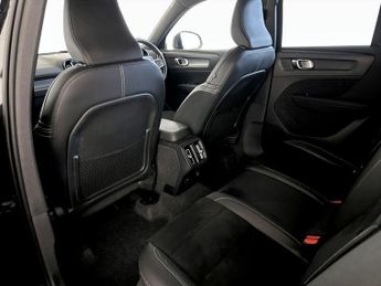 Volvo XC40 1.5 T3 R-Design Euro 6 (s/s) 5dr