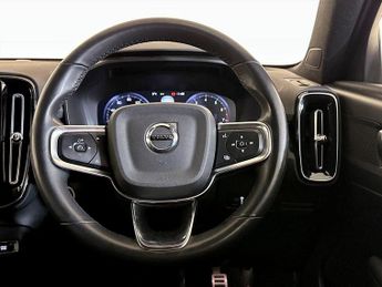 Volvo XC40 1.5 T3 R-Design Euro 6 (s/s) 5dr