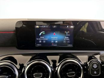 Mercedes-Benz A Class 2.0 A200d AMG Line 8G-DCT Euro 6 (s/s) 4dr