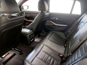 BMW 3 Series 2.0 330e 12kWh M Sport Touring Auto xDrive Euro 6 (s/s) 5dr