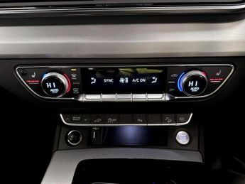 Audi Q5 2.0 TFSIe 50 S line S Tronic quattro Euro 6 (s/s) 5dr 17.9kWh