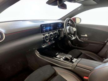 Mercedes-Benz A Class 2.0 A250 AMG Line (Executive) 7G-DCT Euro 6 (s/s) 5dr