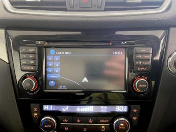 Nissan Qashqai 1.2 DIG-T Tekna XTRON Euro 6 (s/s) 5dr