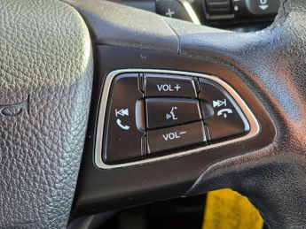 Ford EcoSport 1.0T EcoBoost Zetec Auto Euro 6 (s/s) 5dr