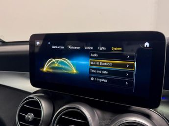 Mercedes-Benz GLC 2.0 GLC300d AMG Line (Premium Plus) SUV 5dr Diesel G-Tronic+ 4MA